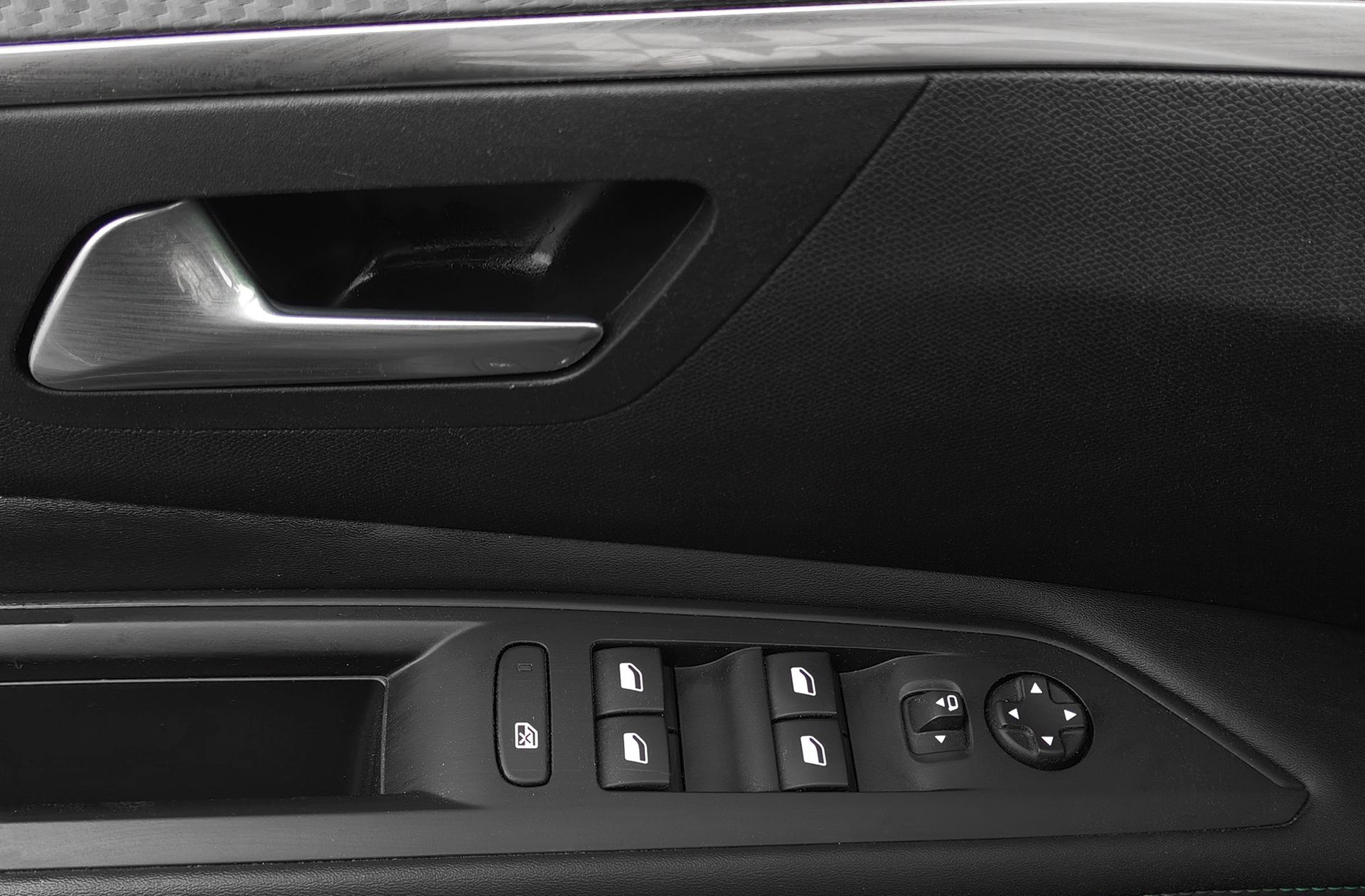 Peugeot 3008 PureTech 130 Allure - foto 35