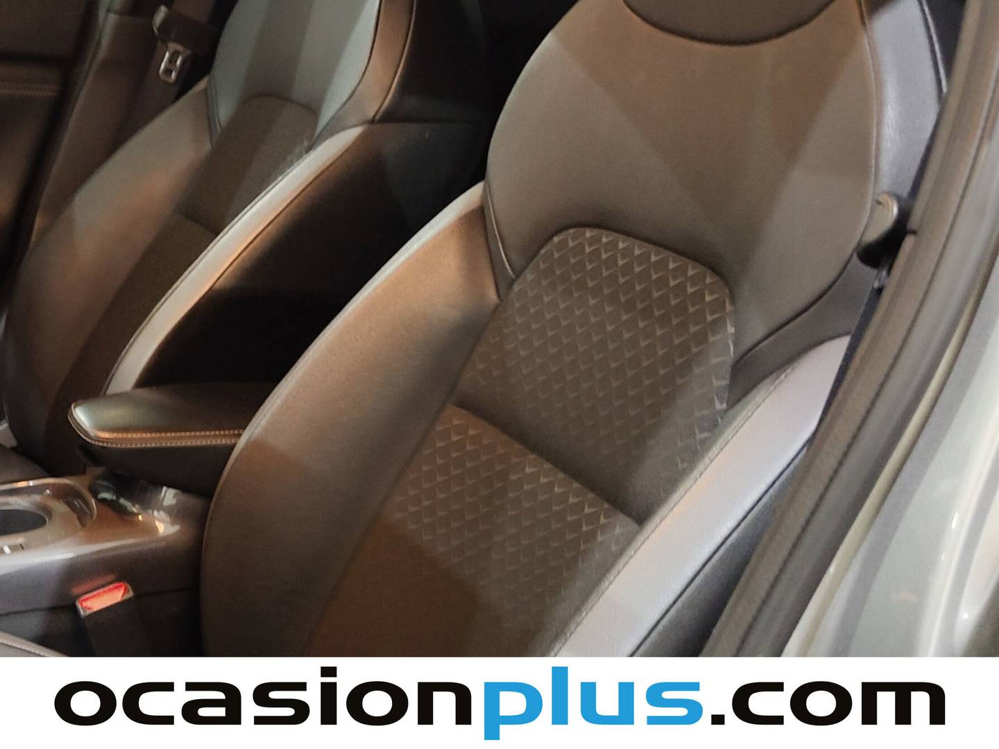 Equipamiento del Nissan JUKE Nissan Juke 1.6 Hybrid N-Connecta Auto (143 CV)