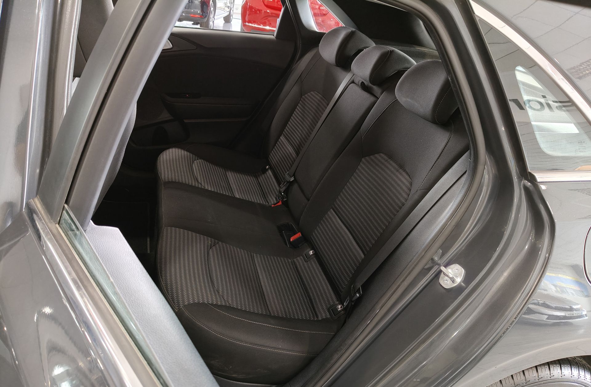 Kia Ceed 1.6 MHEV iMT Drive - foto 11
