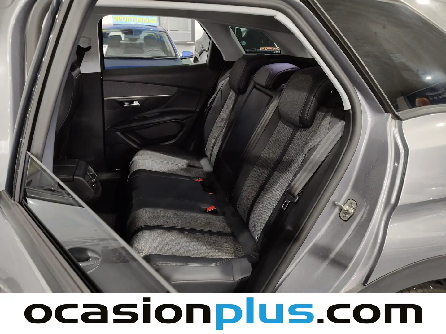 Foto Peugeot 3008 Peugeot 3008 PureTech 130 Allure EAT8 (130 CV)