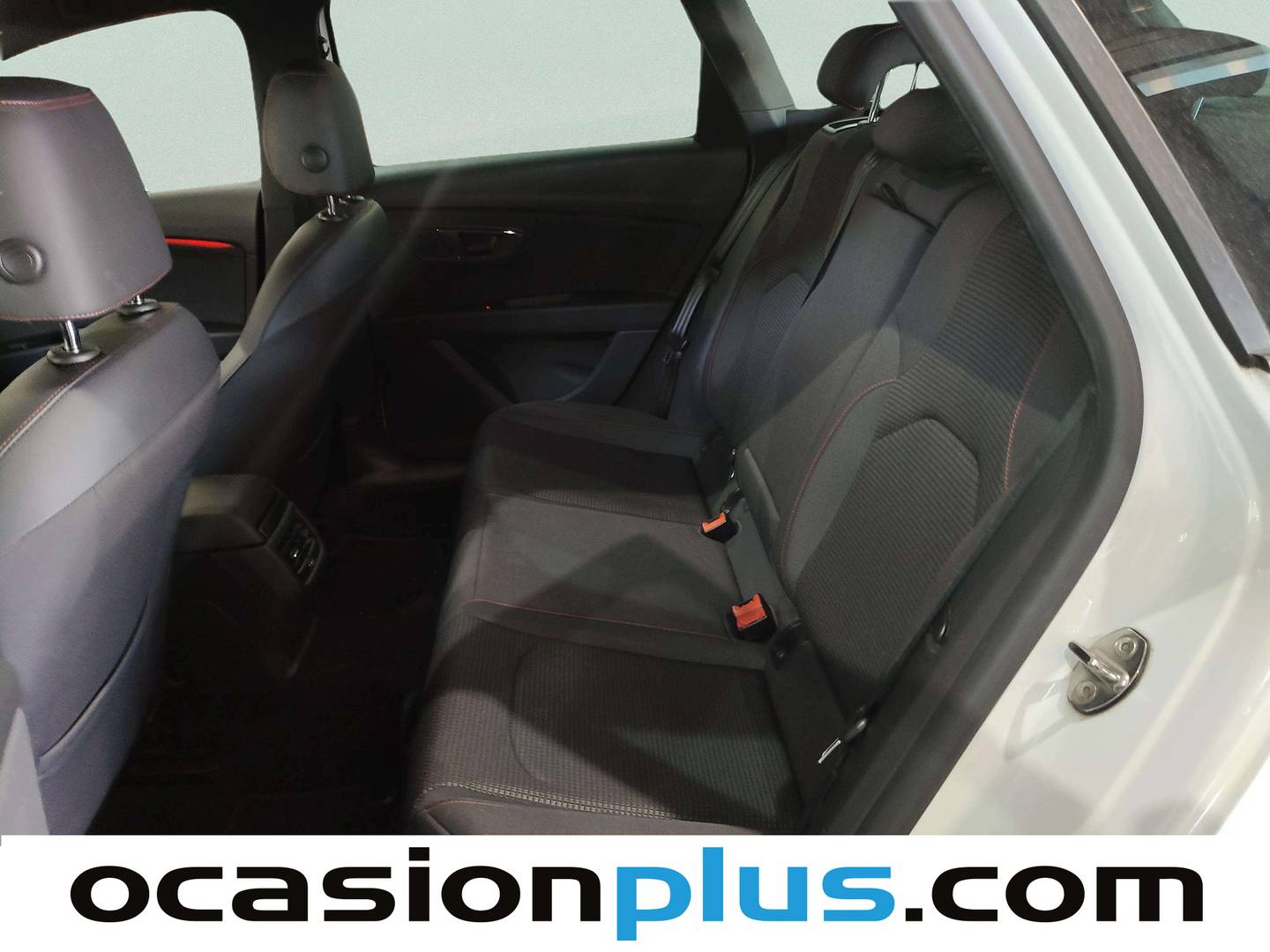 Foto asientos traseros Seat León SEAT León ST ST 1.5 EcoTSI S&S FR (150 CV)
