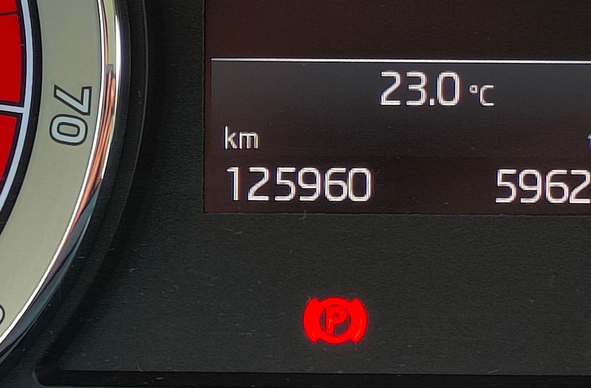 Škoda Karoq 1.5 TSI ACT Ambition DSG - foto 10