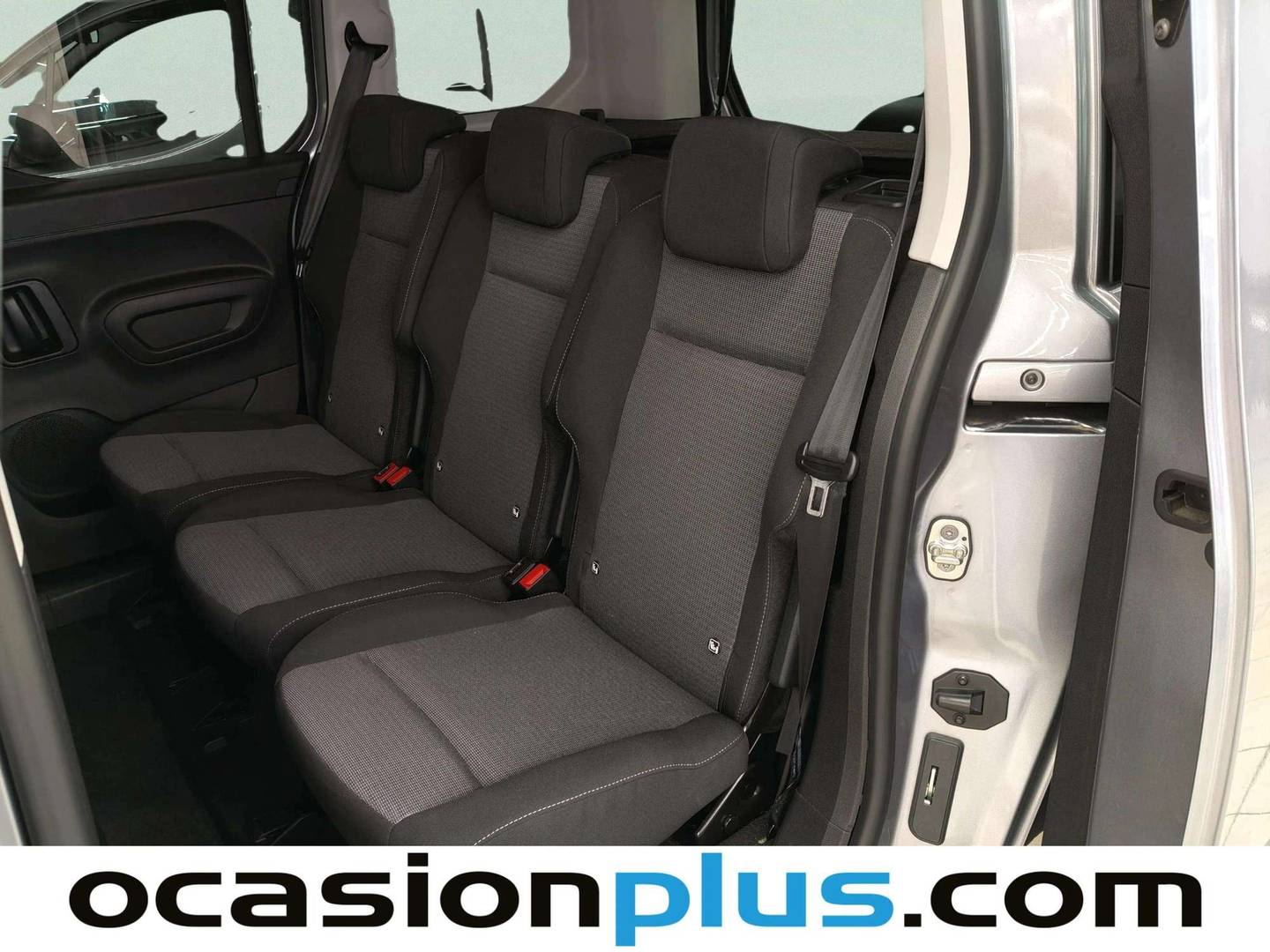 Foto asientos traseros Toyota Proace City Verso Toyota Proace City Verso 1.5D Family Advance L1 (131 CV)