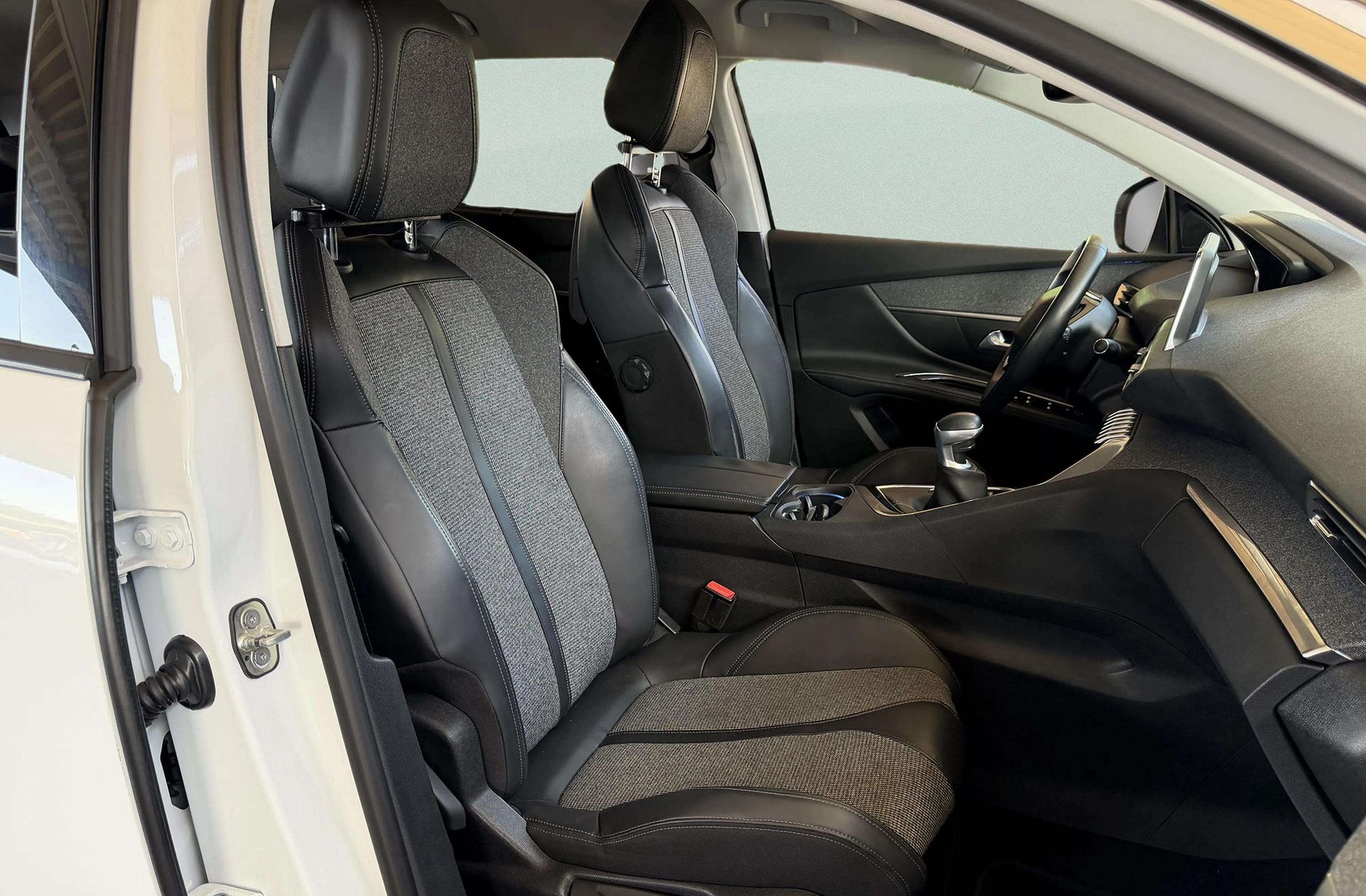 Peugeot 5008 PureTech 130 Allure 7 plazas - foto 20