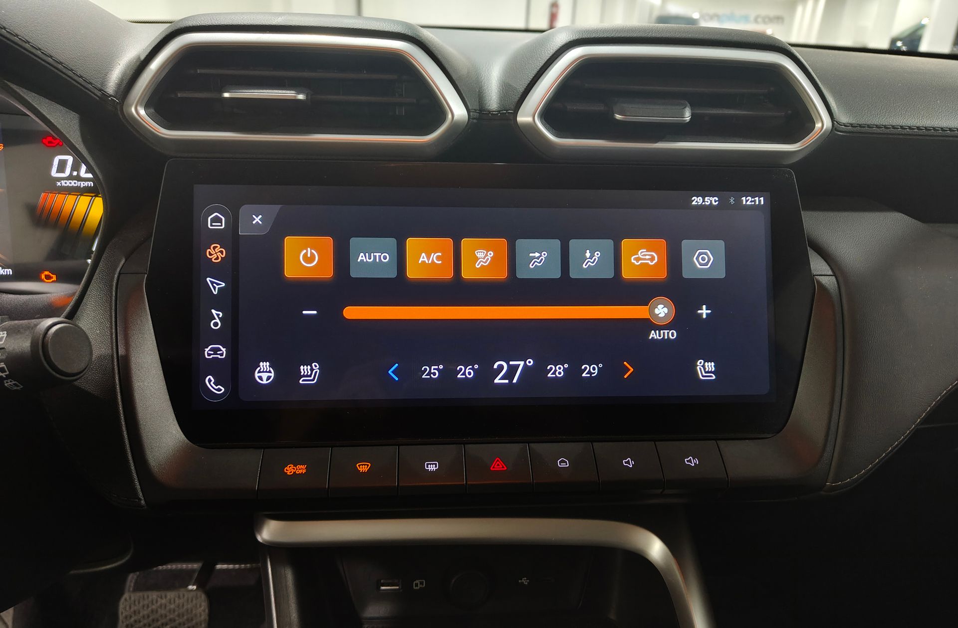 MG ZS 1.5 Hybrid+ Luxury - foto 29