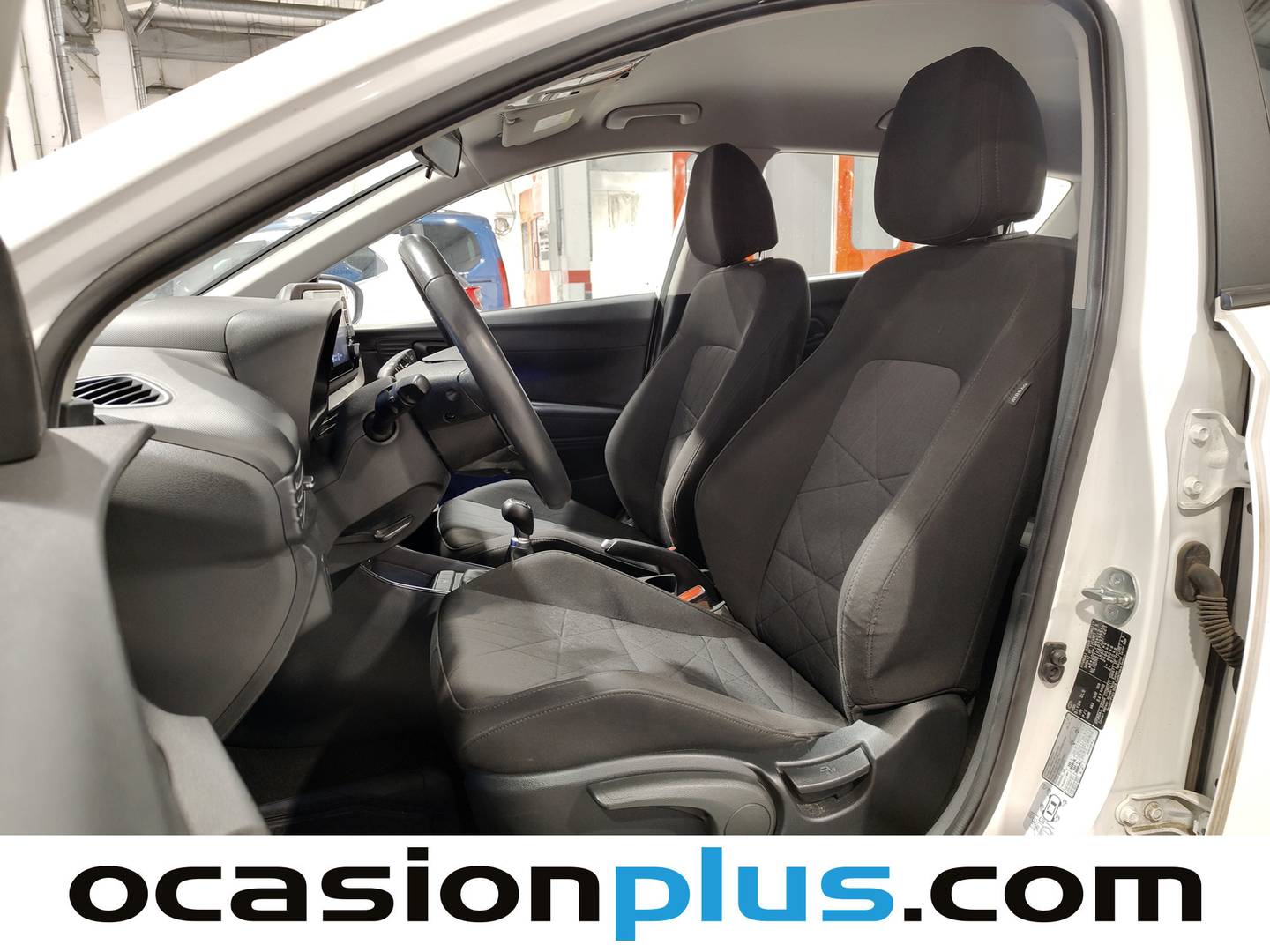 Foto asientos delanteros Hyundai Bayon Hyundai Bayon 1.2 MPI Maxx (84 CV)