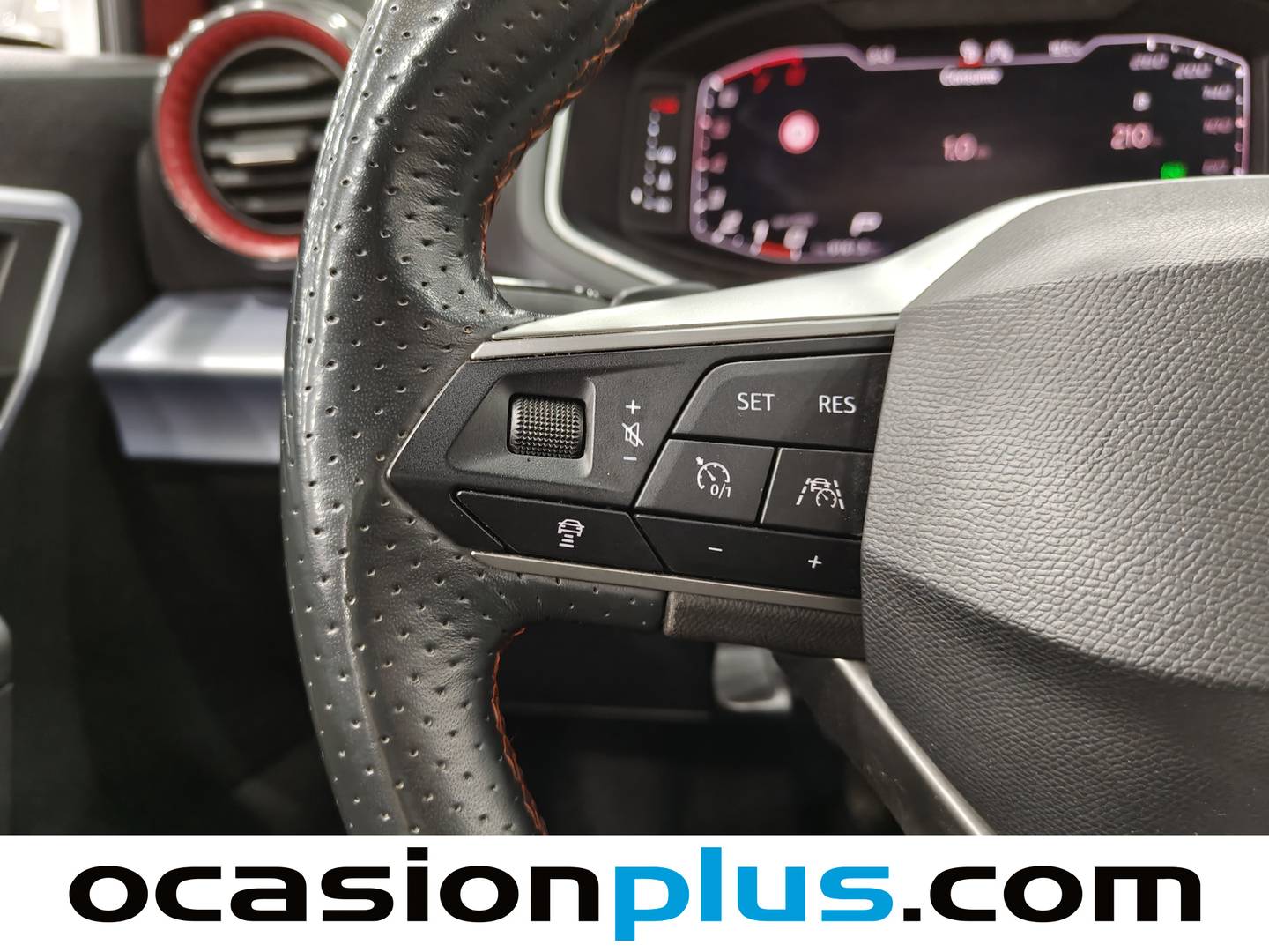 Foto Seat Arona SEAT Arona 1.5 TSI S&S FR XL DSG  (150 CV)