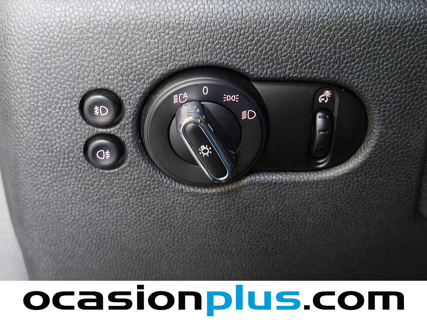 Acabados Mini MINI Mini MINI Cooper 5 Puertas SD (170 CV)