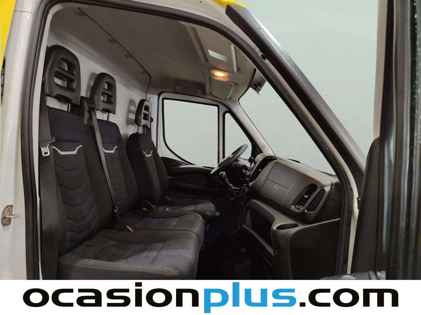 Iveco Daily Iveco Daily 2.3 TD 35S 16 V 3520L/H2 (156 CV) km 0