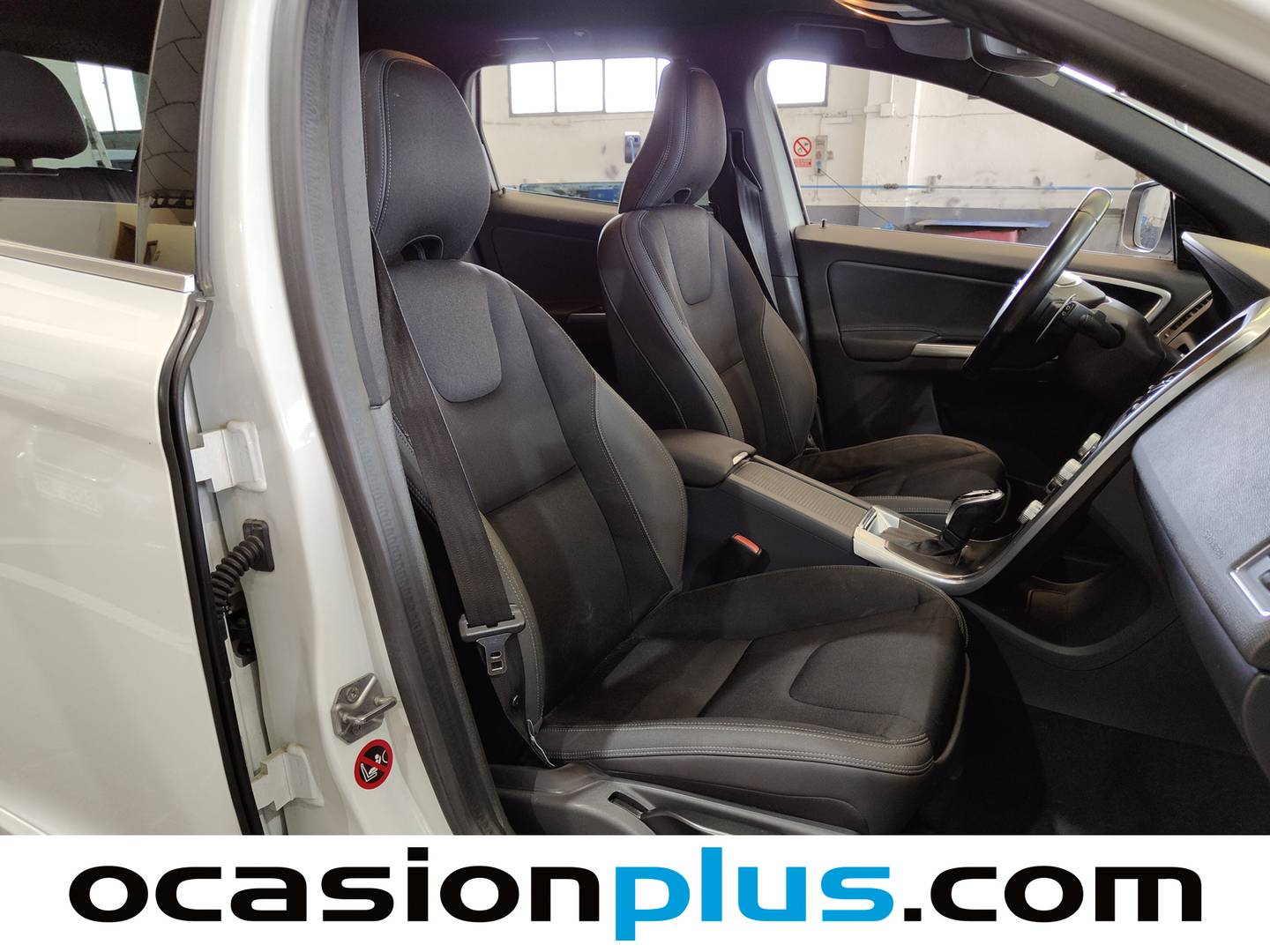 Volvo XC60 Volvo XC60 D4 Momentum Auto (181 CV) km 0