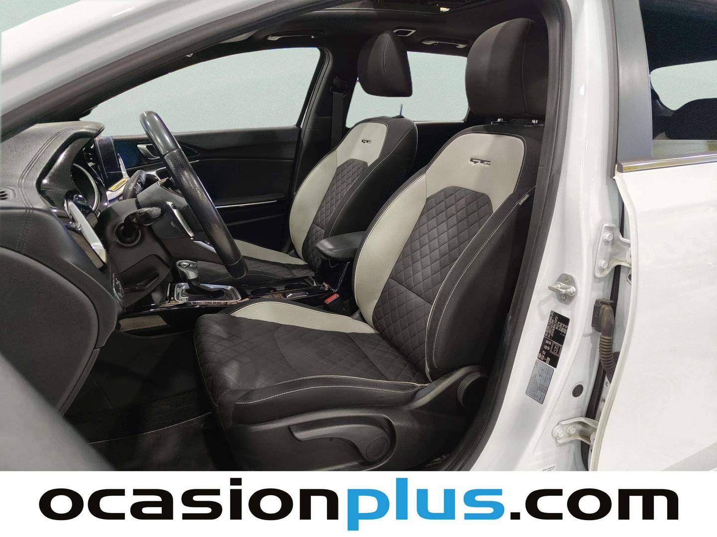 Foto asientos delanteros KIA Ceed Tourer KIA Ceed Tourer 1.6 CRDi GT Line DCT (136 CV)