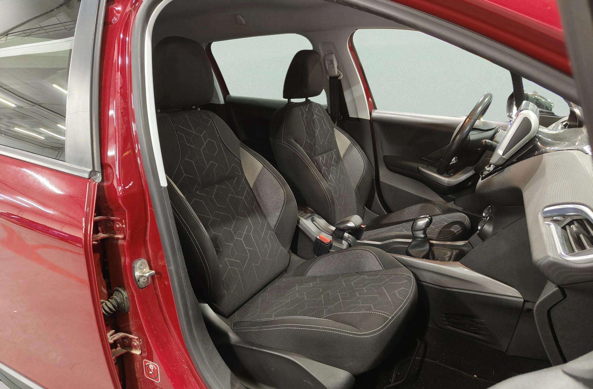 Peugeot 2008 PureTech 110 Style - foto 17