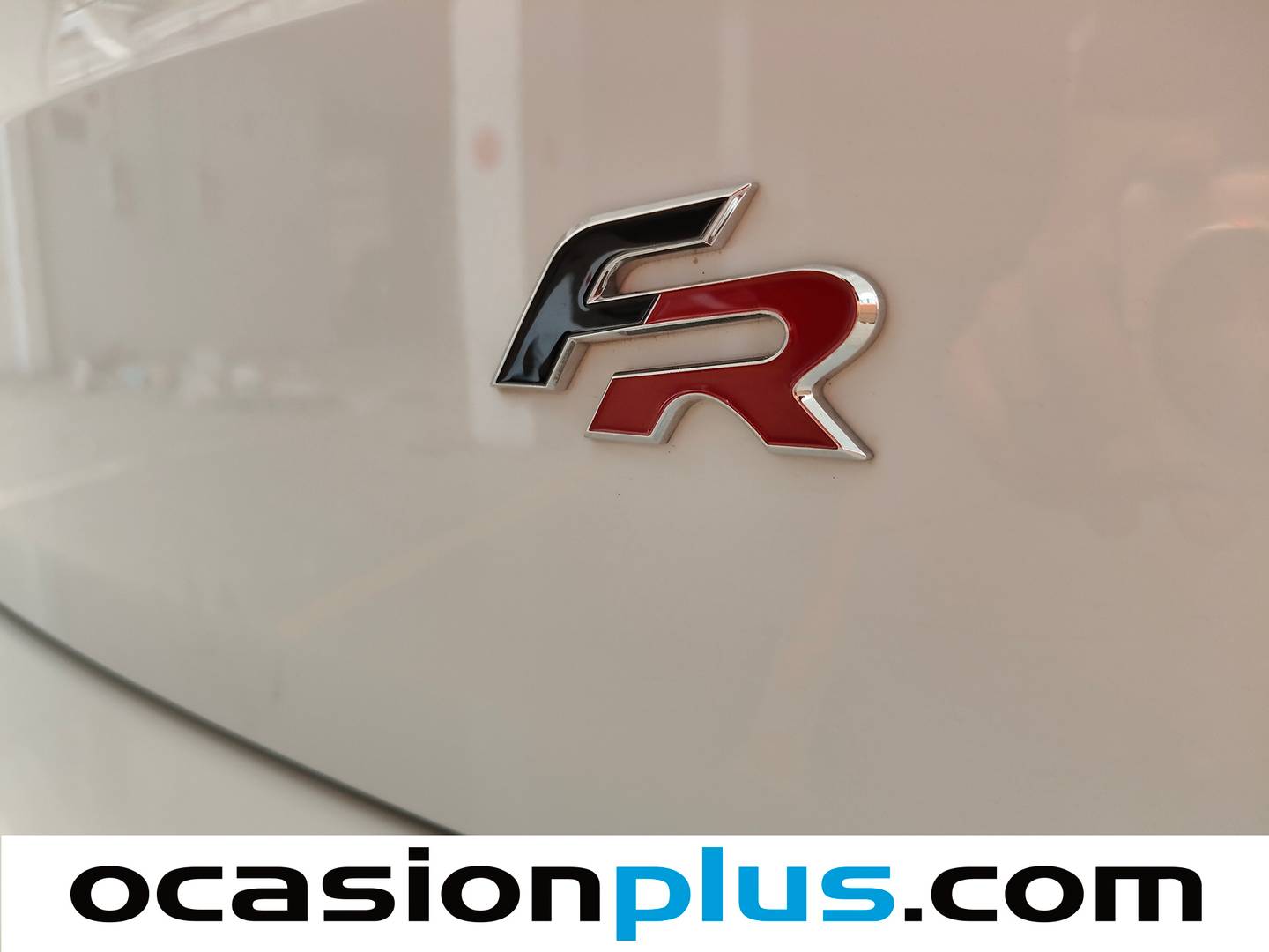 Equipamiento del Seat León Seat León ST 1.5 EcoTSI S&S FR DSG (150 CV)