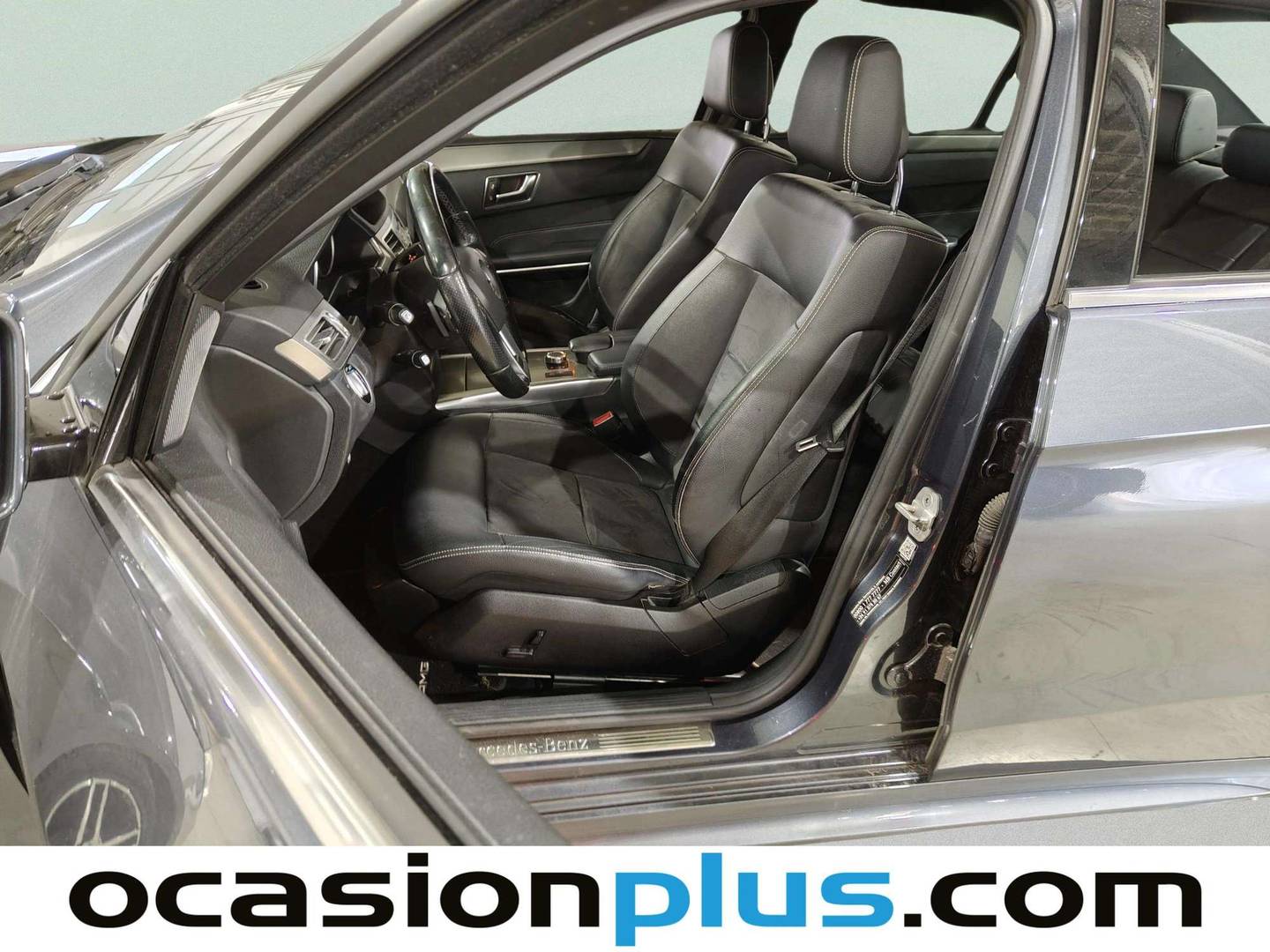 Foto Mercedes Clase E Mercedes-Benz Clase E E 220 BlueTEC 4MATIC (170 CV) Pack AMG