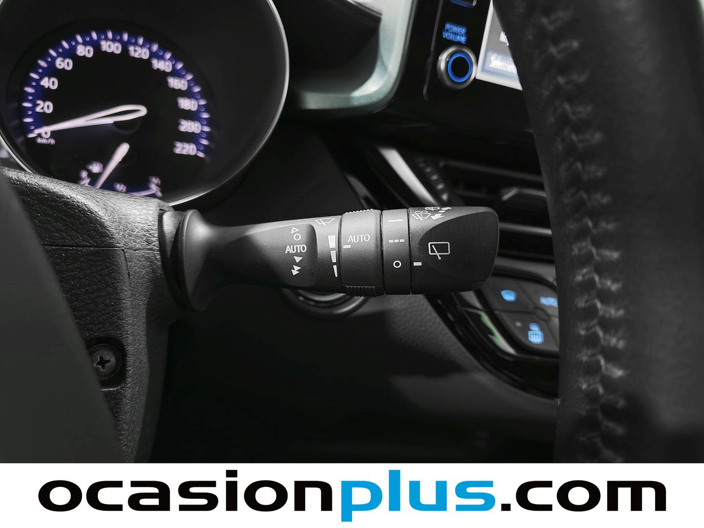 Paquetes del Toyota C-HR Toyota C-HR 1.8 125H Advance (122 CV)