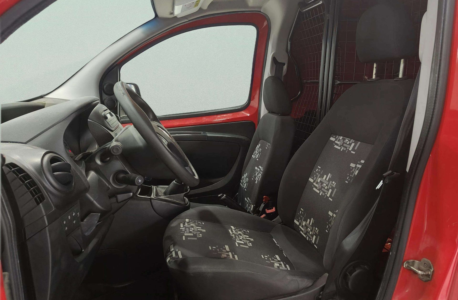 Fiat Fiorino Cargo Furgon 1.3 MultiJet Base - foto 8