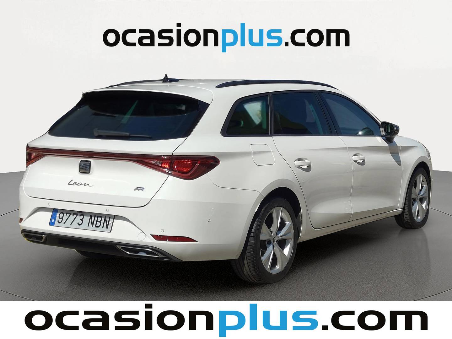 Foto delantera Seat León Seat León ST 2.0 TDI S&S FR XS DSG (150 CV) derecha
