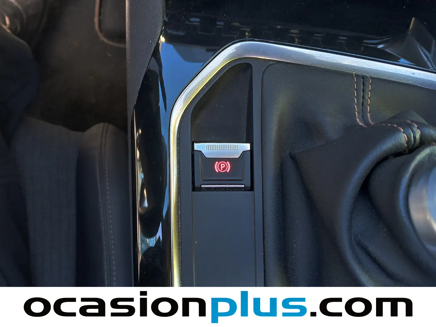 Foto Peugeot 3008 Peugeot 3008 PureTech 130 S&S GT Line (130 CV)