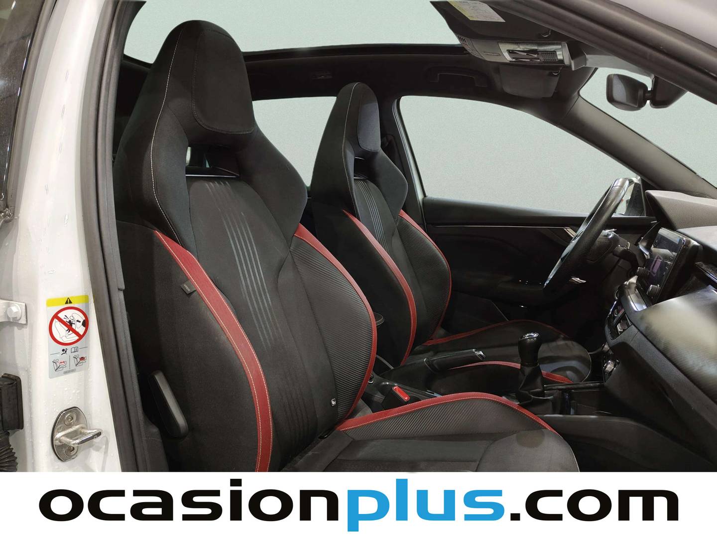 Foto Skoda Kamiq Skoda Kamiq 1.5 TSI Montecarlo (150 CV)