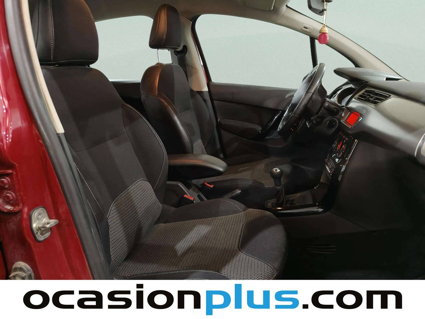 Citroën C3 Citroën C3 VTI 82 Collection (82 CV) al mejor precio