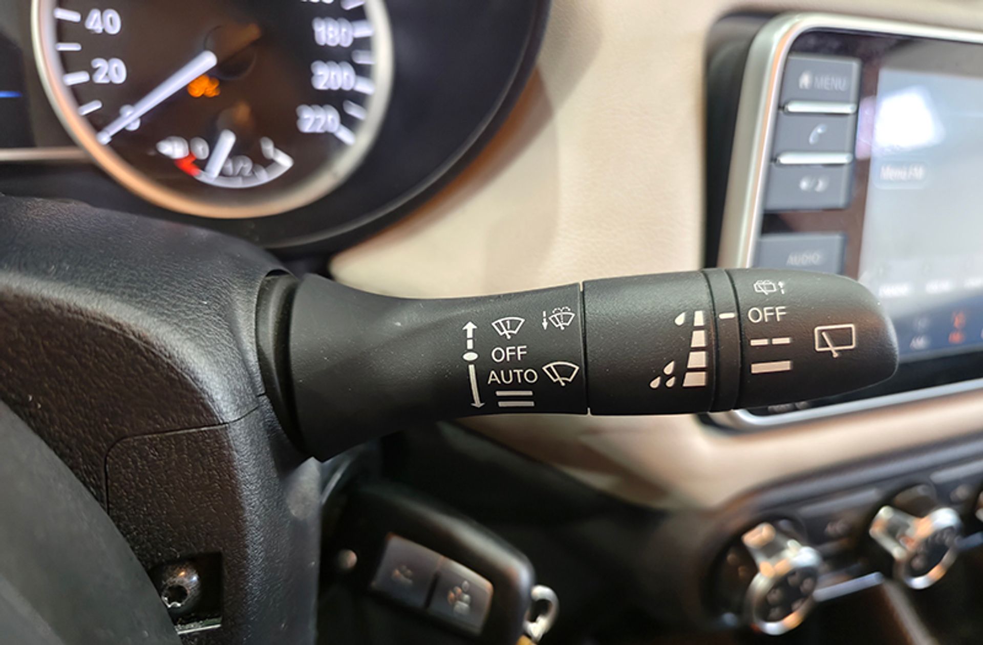 Nissan Micra IG-T 92 Acenta CVT - foto 25