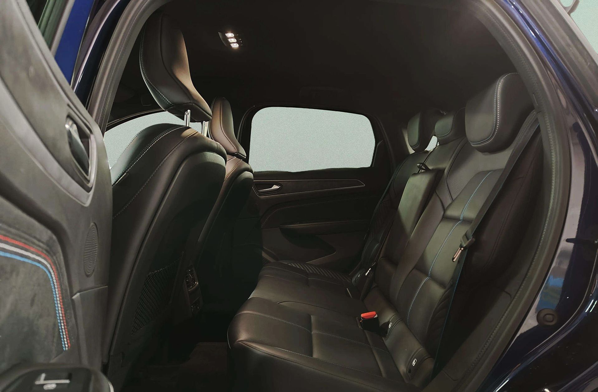 Renault Arkana Esprit Alpine E-Tech Híbrido - foto 18