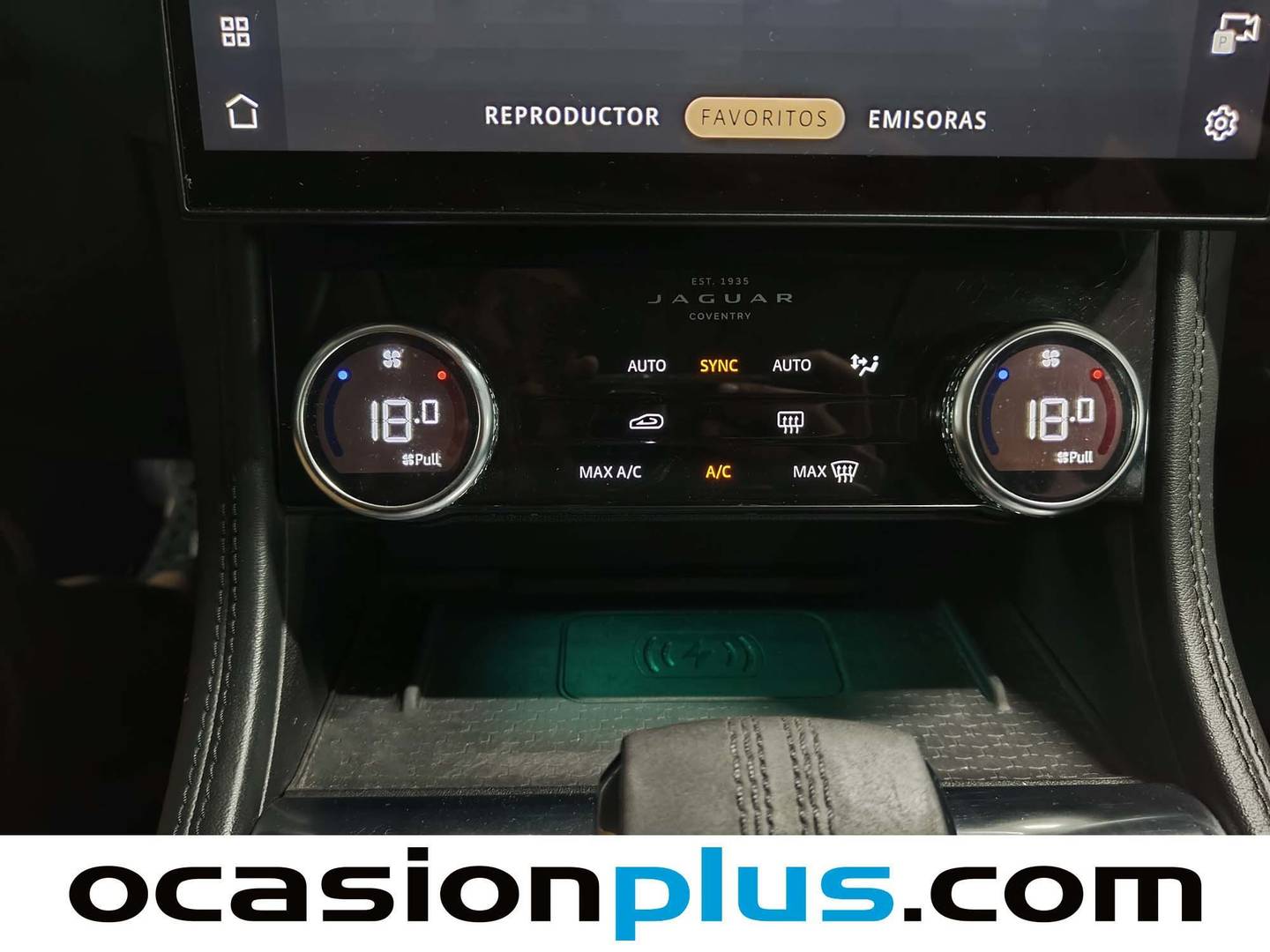 Foto Jaguar F-Pace Jaguar F-PACE 2.0D I4 MHEV Standard S AWD Auto  (204 CV)