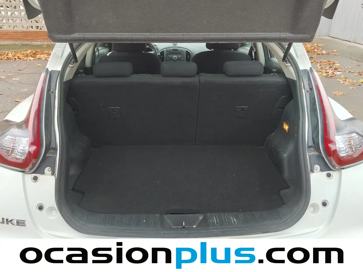 Foto Nissan JUKE Nissan Juke 1.6 Visia 4x2 (94 CV)