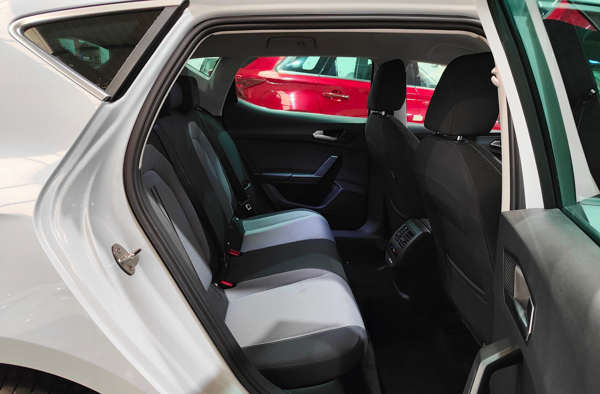 SEAT León 2.0 TDI Style XL - foto 18