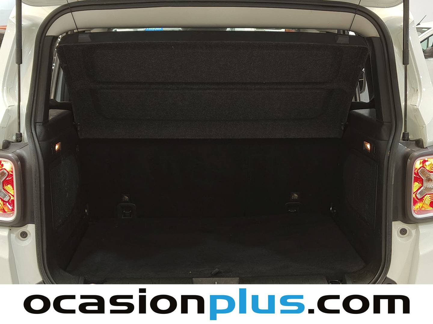 Fotos maletero Jeep Renegade Jeep Renegade 2.0 Multijet Limited Active Drive 4x4 (140 CV)