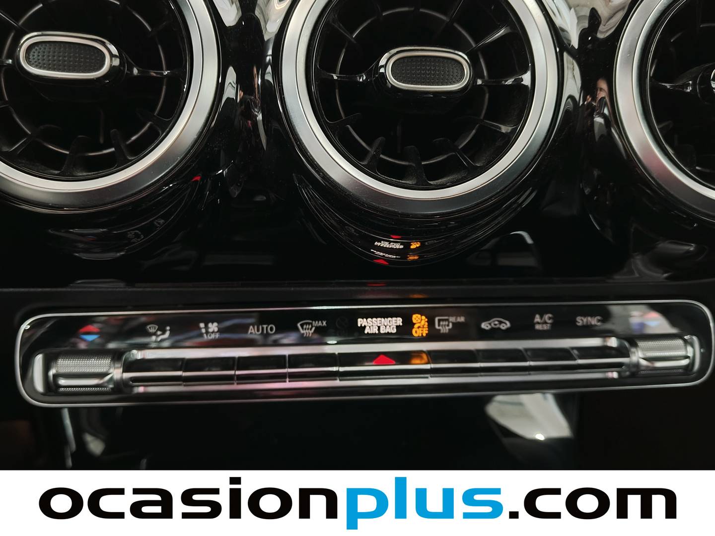 Mercedes Clase A Mercedes-Benz Clase A 180 d Sedán (116 CV) seminuevo