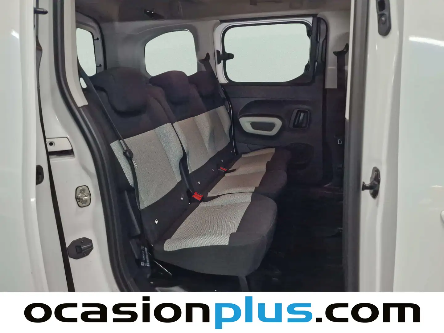 Foto Citroën Berlingo Citroen Berlingo BlueHDi 130 S&S Feel Talla M (130 CV)