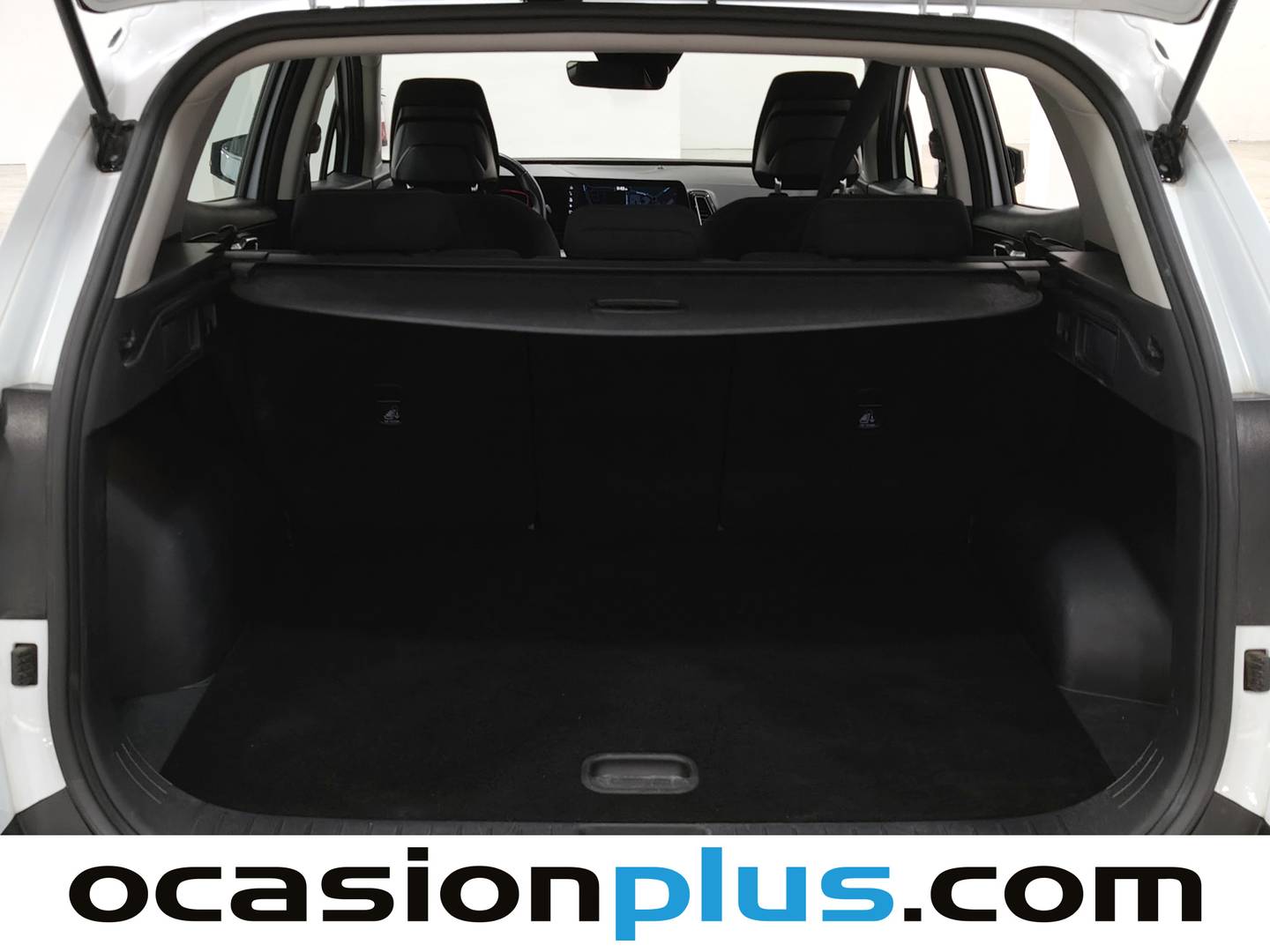 Fotos maletero KIA Sportage KIA Sportage 1.6 T-GDi MHEV Drive 4x2 (160 CV)