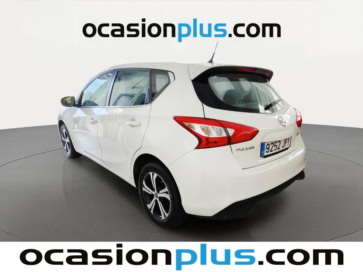 Foto trasera Nissan PULSAR Nissan Pulsar 1.5 dCi Acenta (110 CV) izquierda