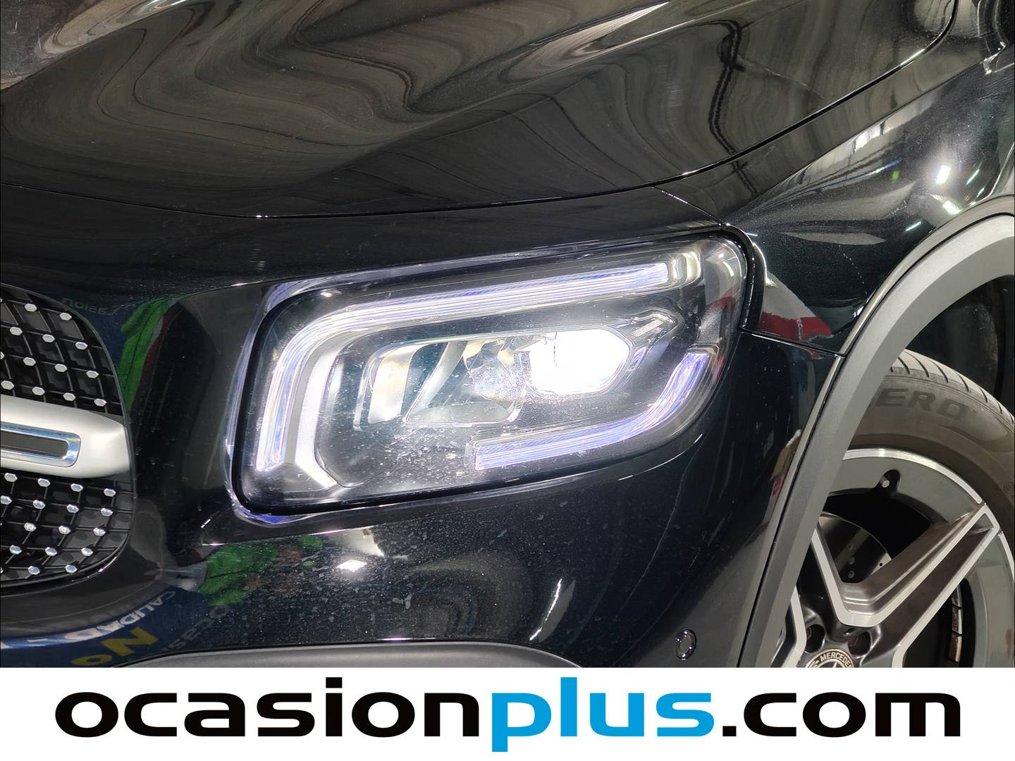 Foto Mercedes GLB Mercedes-Benz GLB 200 d (150 CV) Pack AMG