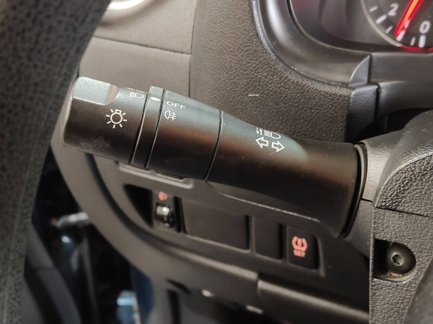 Foto Nissan Micra Nissan Micra 1.2 Visia (80 CV)