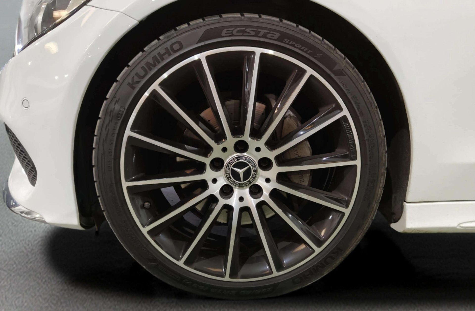Mercedes-Benz Clase C Coupe 220 d Pack AMG - foto 32