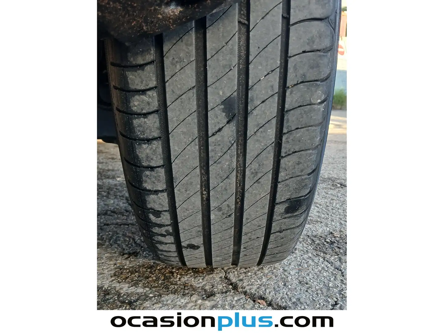 Foto Citroën C4 Citroen C4 BlueHDi 130 S&S Feel Pack EAT8 (130 CV)