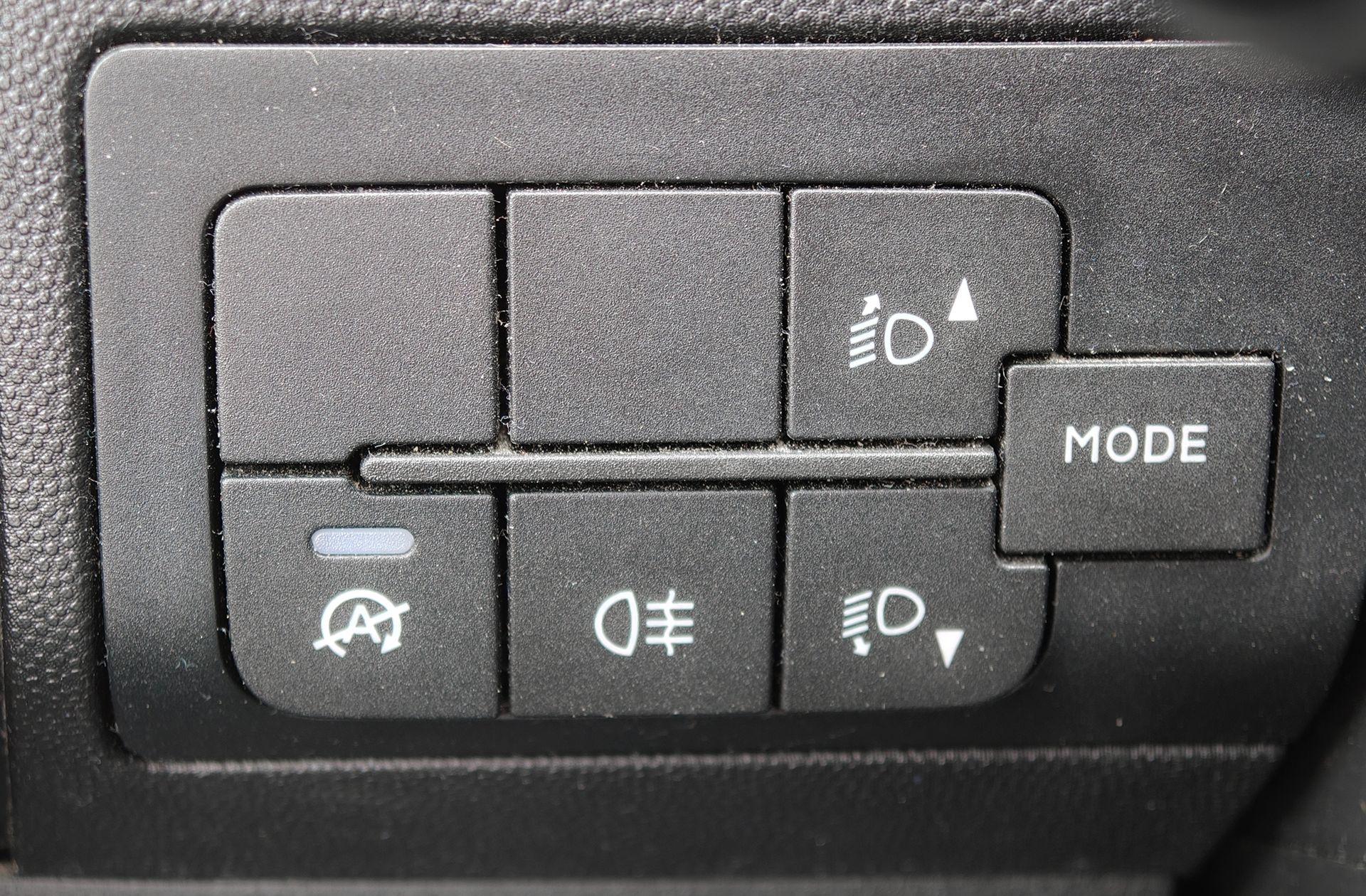 Opel Movano Furgon 2.2 BlueHDi Base L3H2 3.5T - foto 29