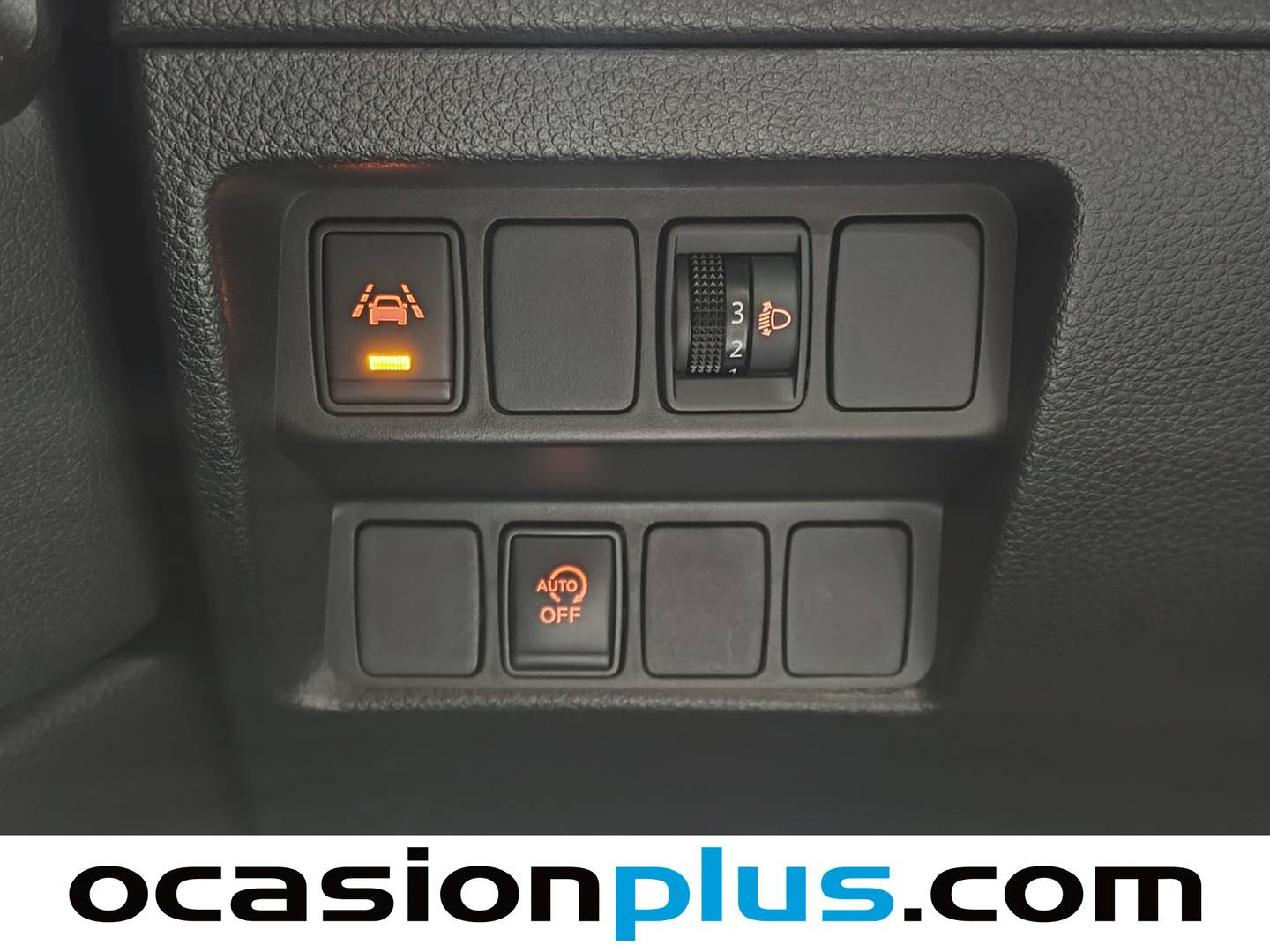 Foto Nissan QASHQAI Nissan Qashqai DIG-T 140 N-Connecta (140 CV)