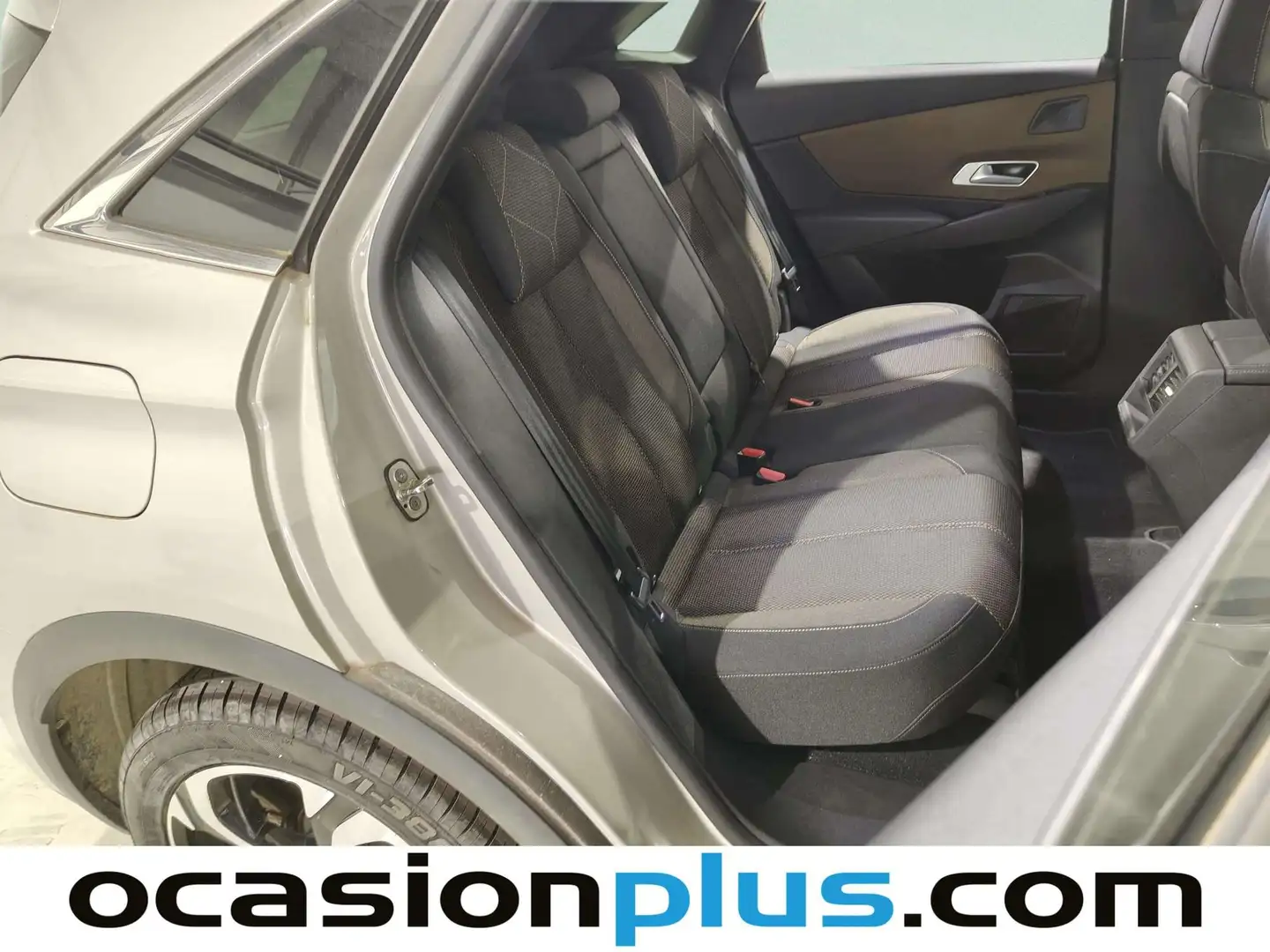 Foto DS DS 7 Crossback DS DS7 Crossback PureTech 180 Bastille+ AT (180 CV)