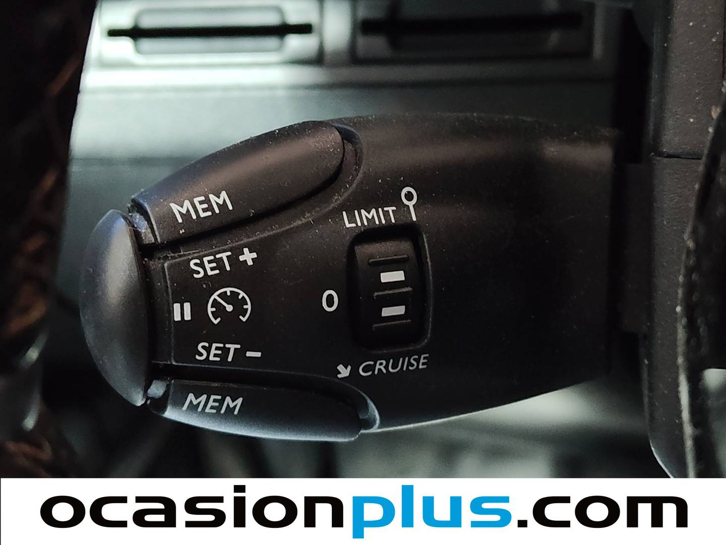 Foto Peugeot 3008 Peugeot 3008 BlueHDI 130 S&S GT Line EAT8 (130 CV)