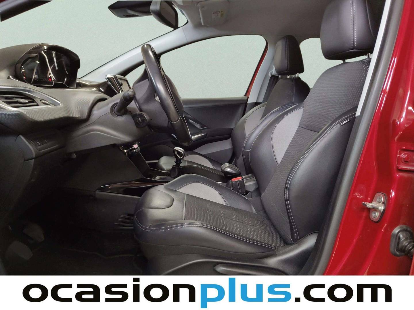 Foto asientos delanteros Peugeot 2008 Peugeot 2008 BlueHDi 120 S&S Allure (120 CV)
