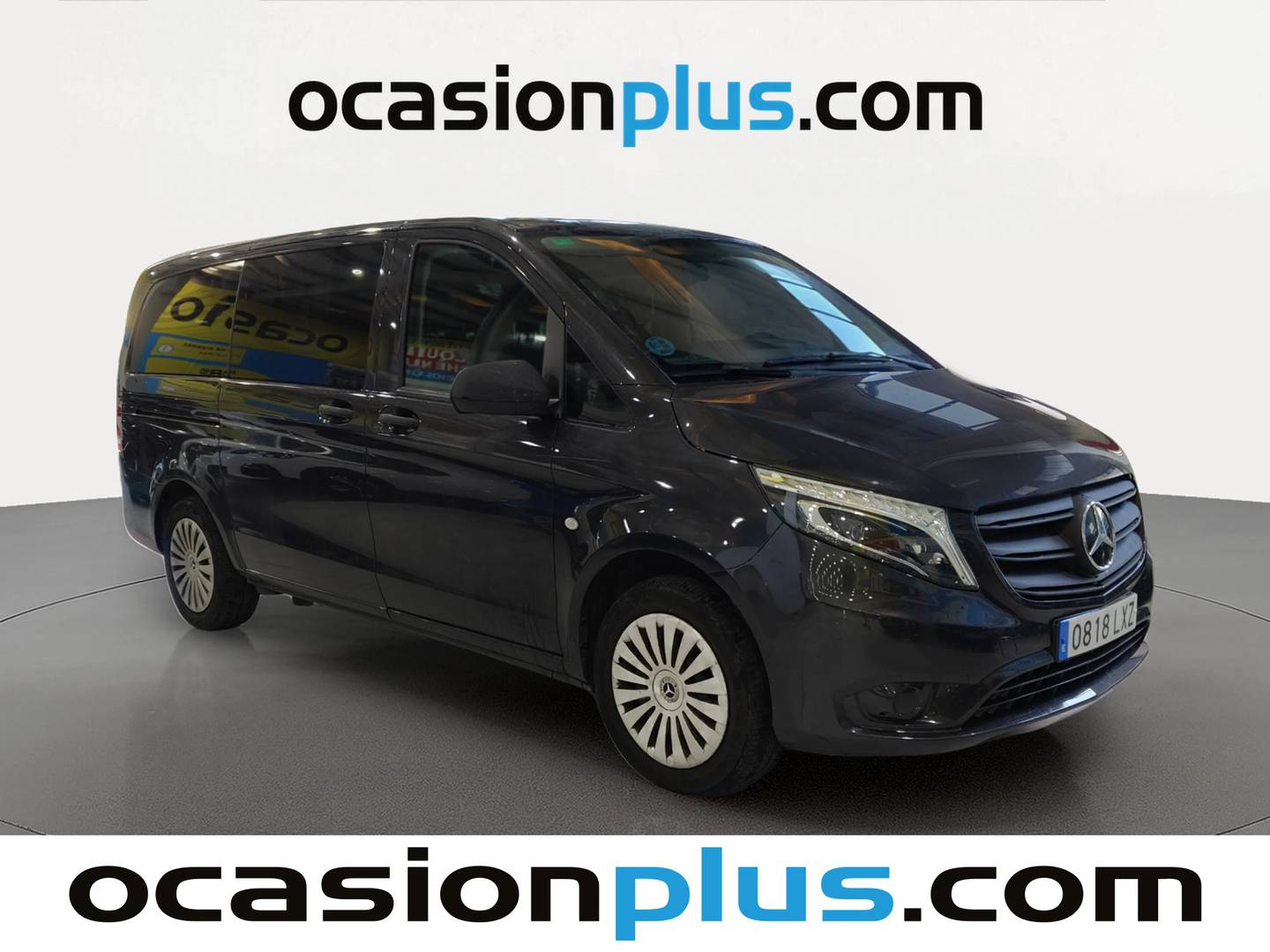 Foto delantera Mercedes Vito Mercedes Vito Combi 116 CDI Tourer Pro Larga (163 CV) 9 Plazas derecha