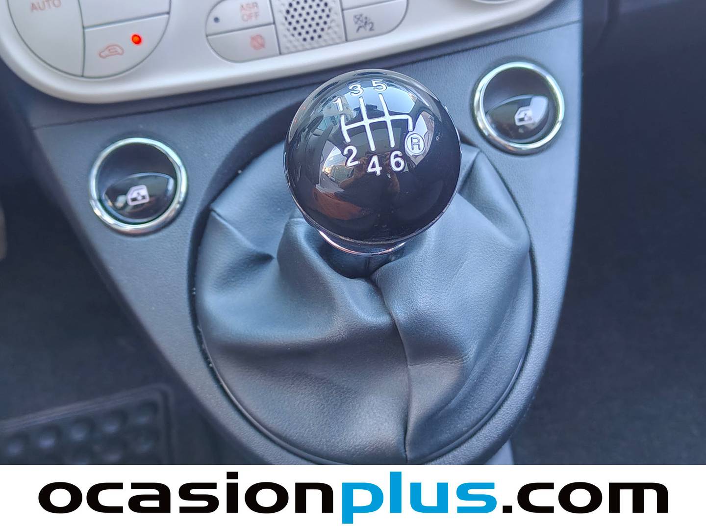 Fiat 500 Fiat 500 1.0 Hybrid Dolcevita (70 CV) de segunda mano