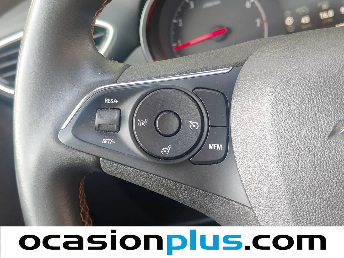 Paquetes del Opel Crossland X Opel Crossland X 1.2 Turbo S&S Ultimate (130 CV)