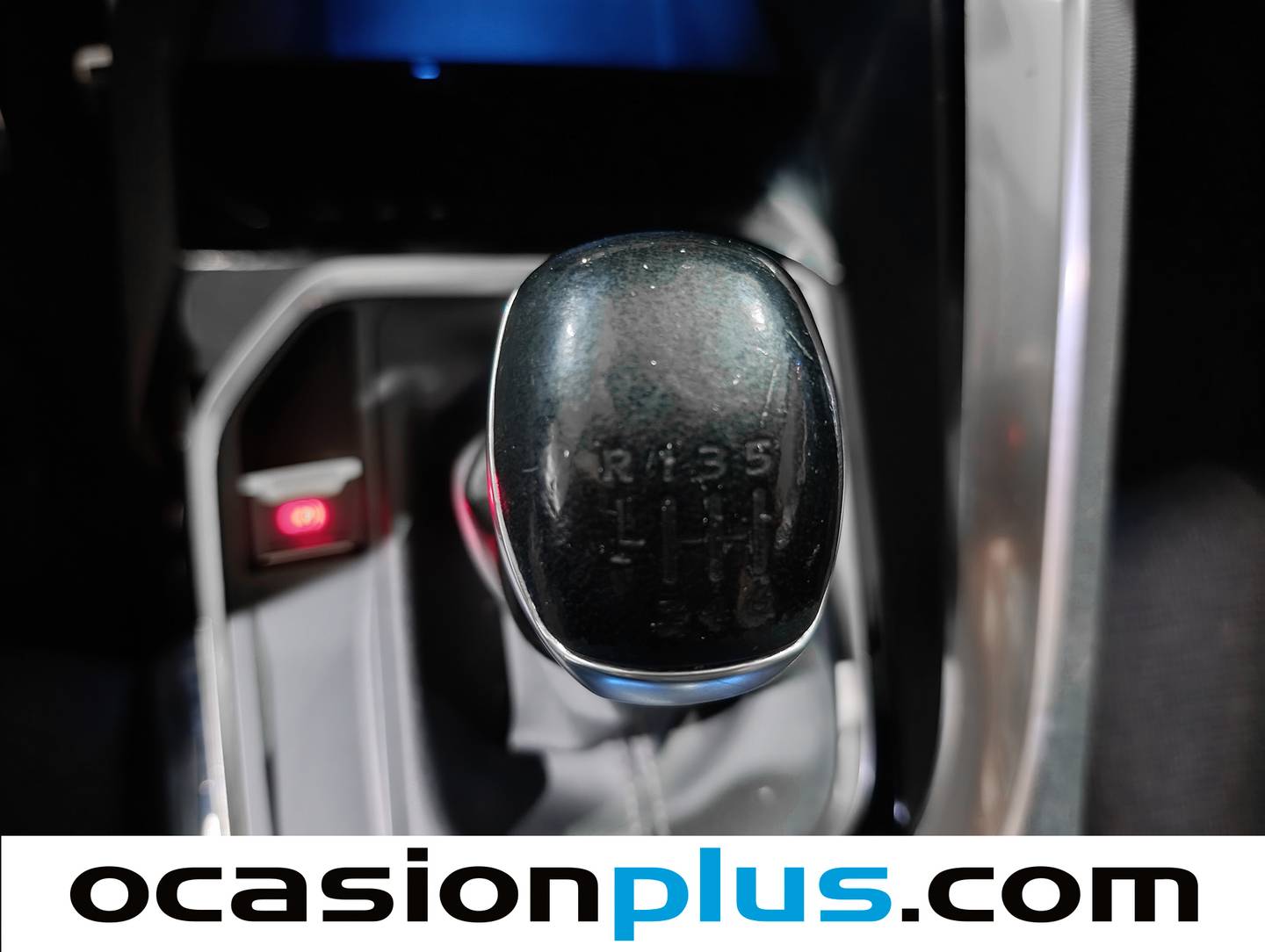 Foto Peugeot 3008 Peugeot 3008 BlueHDI 130 S&S Allure 96 kW (130 CV)