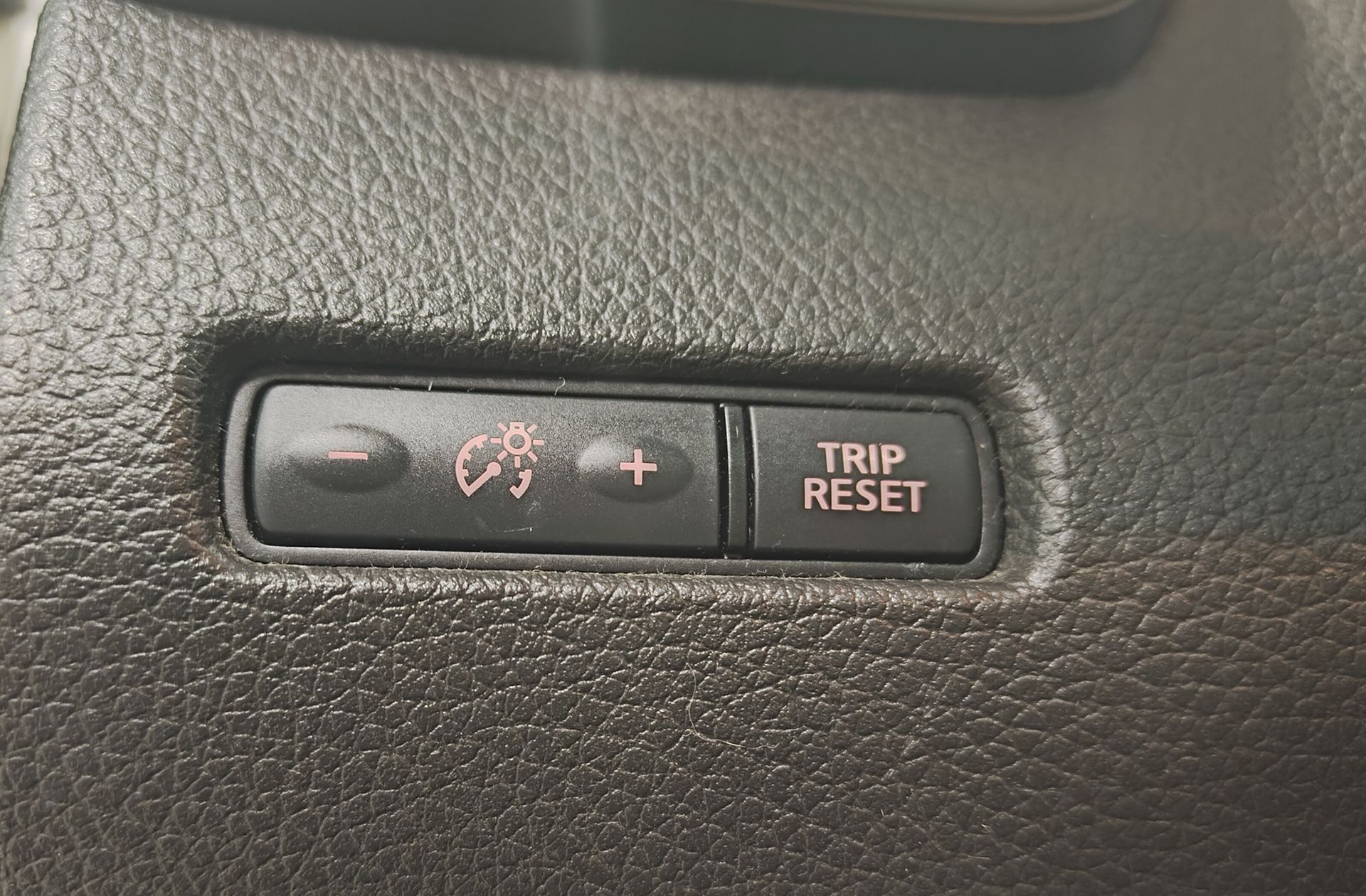 Nissan Qashqai DIG-T 115 N-Connecta - foto 34