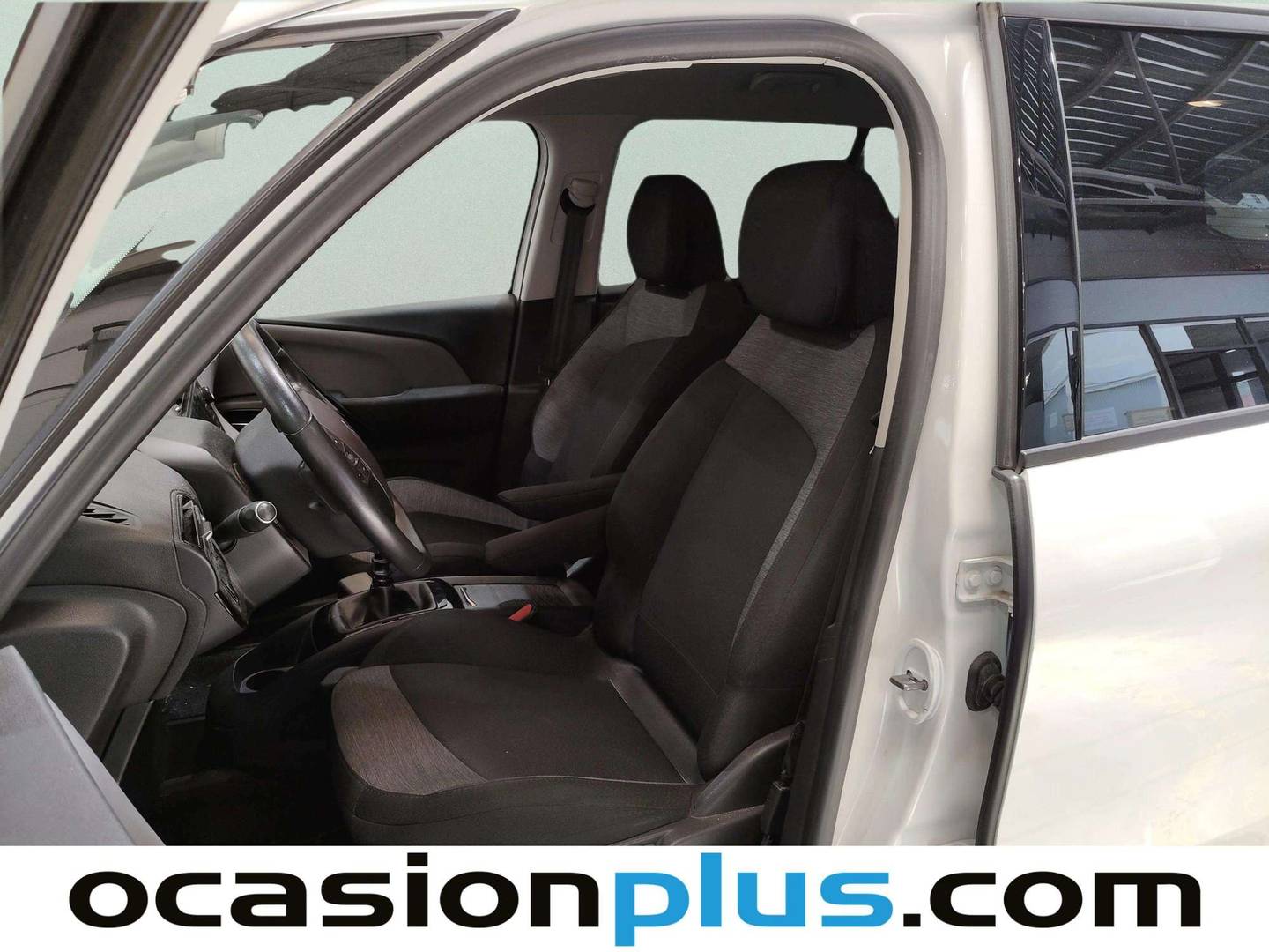 Foto asientos delanteros Citroën Grand C4 Spacetourer Citroën Grand C4 Spacetourer BlueHDi 130 S&S Feel (130 CV) 7 PLAZAS