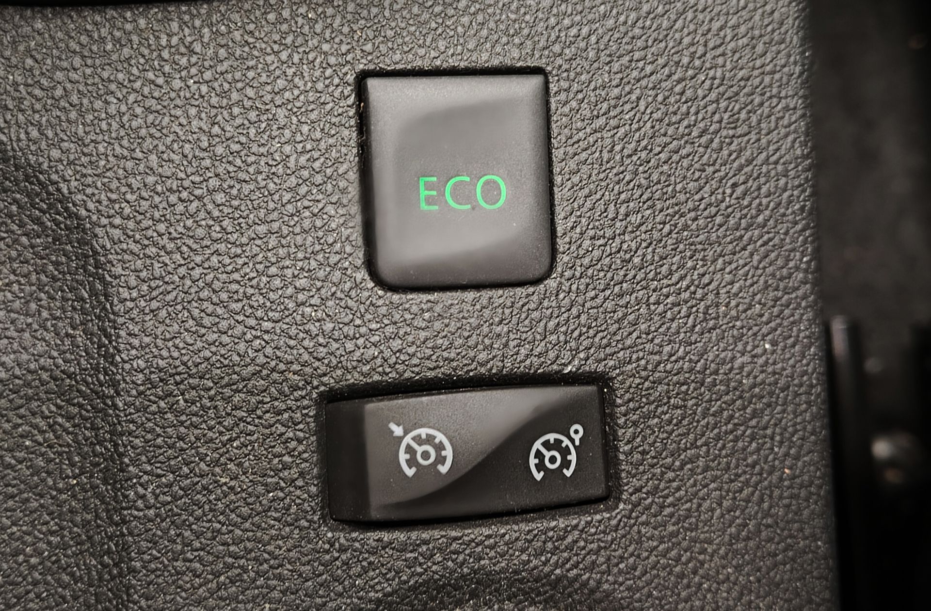 Renault Captur Xmod Energy TCe - foto 32